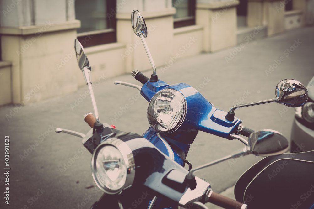 Fototapeta premium Scooters in the street