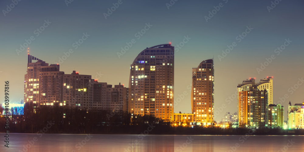 Fototapeta premium sunset over Kiev city skyline