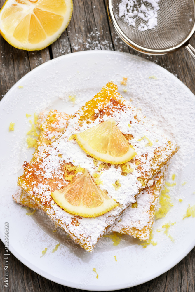 Sliced lemon pie, top view Sliced lemon pie, top view