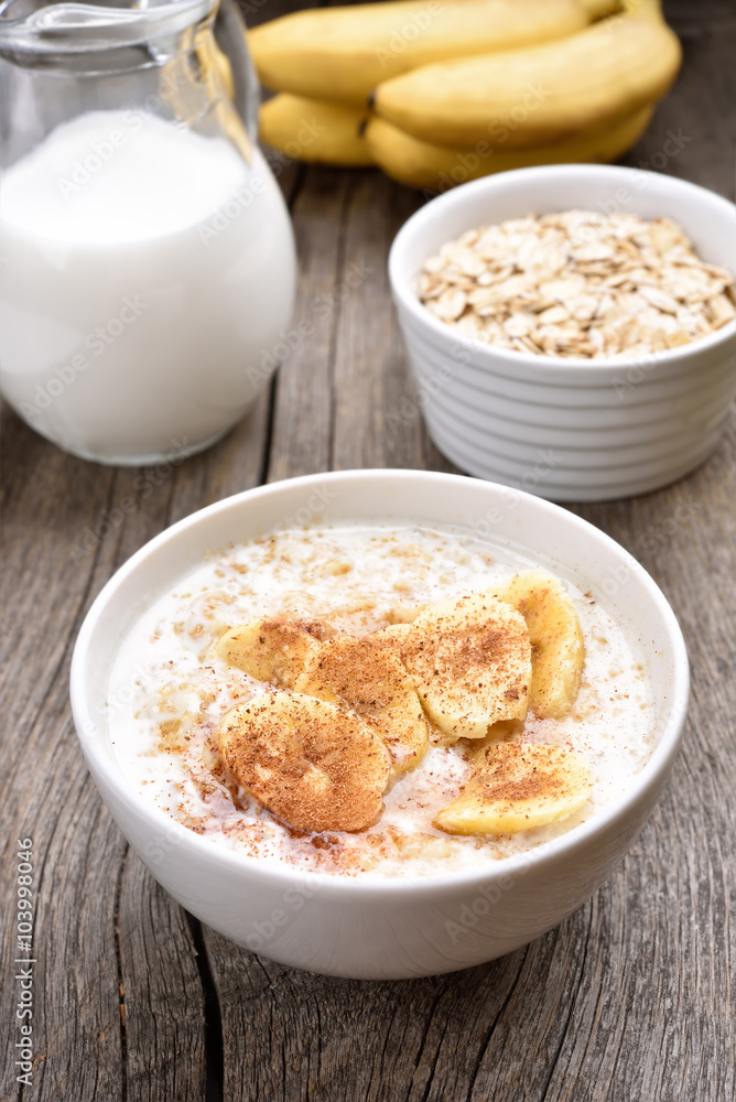 Breakfast oatmeal with banana Breakfast oatmeal with banana
