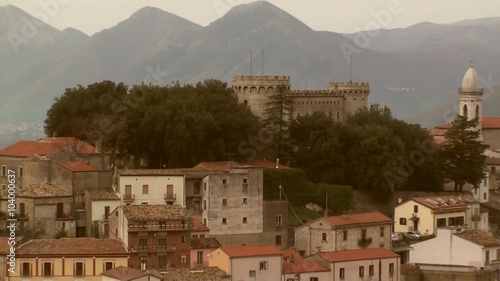 Monteroduni paese della provincia di Isernia photo