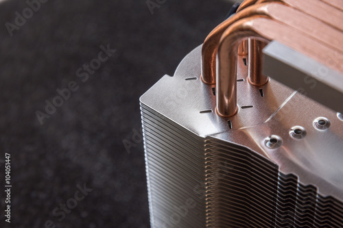 PC CPU cooler with heat pipes