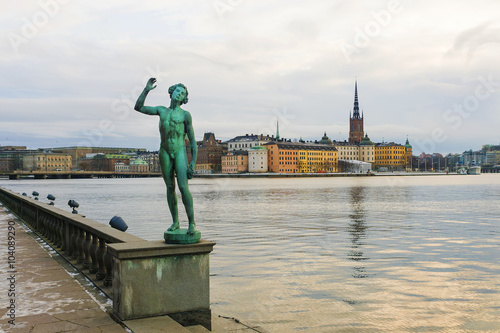 Stockholm, Statue at the embankment near the City Hall
