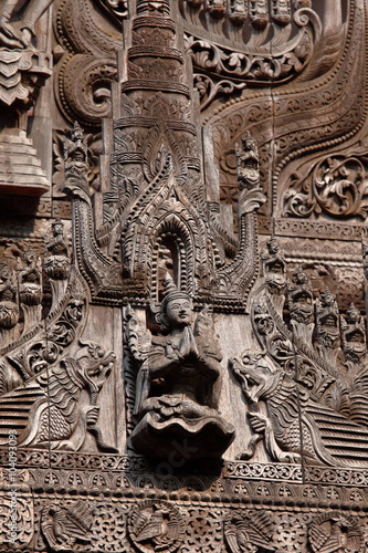 Shwenandaw Kyaung Tempel in Mandalay  photo