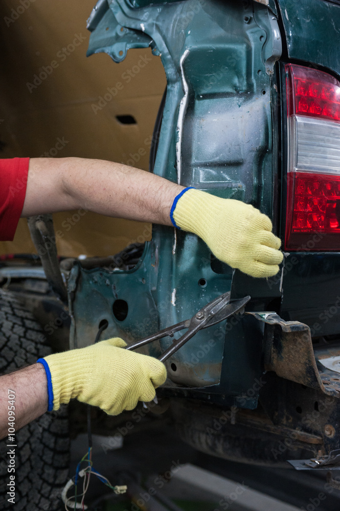 Repairing automotive body Repairing automotive body