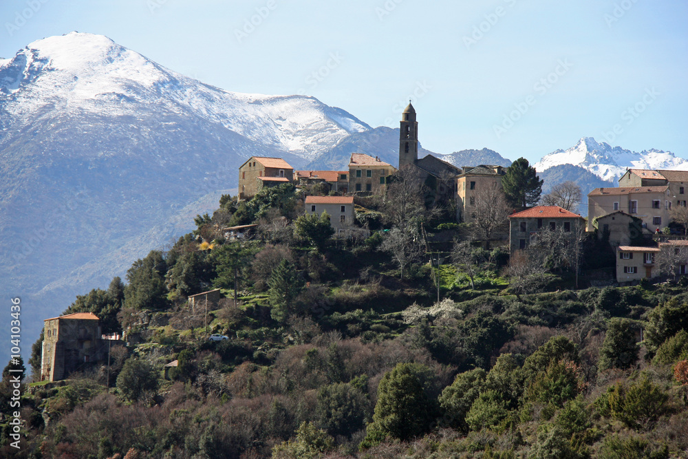 Corse, village de Santa-Lucia-di-Mercurio