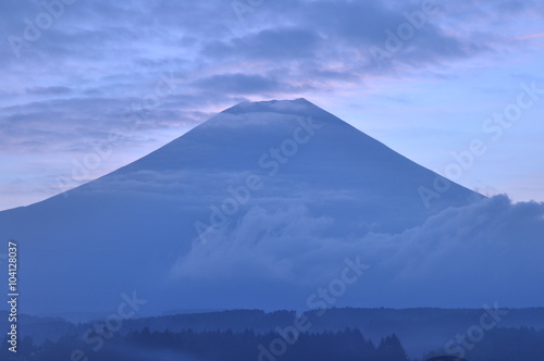 富士山 夜明け 空 雲