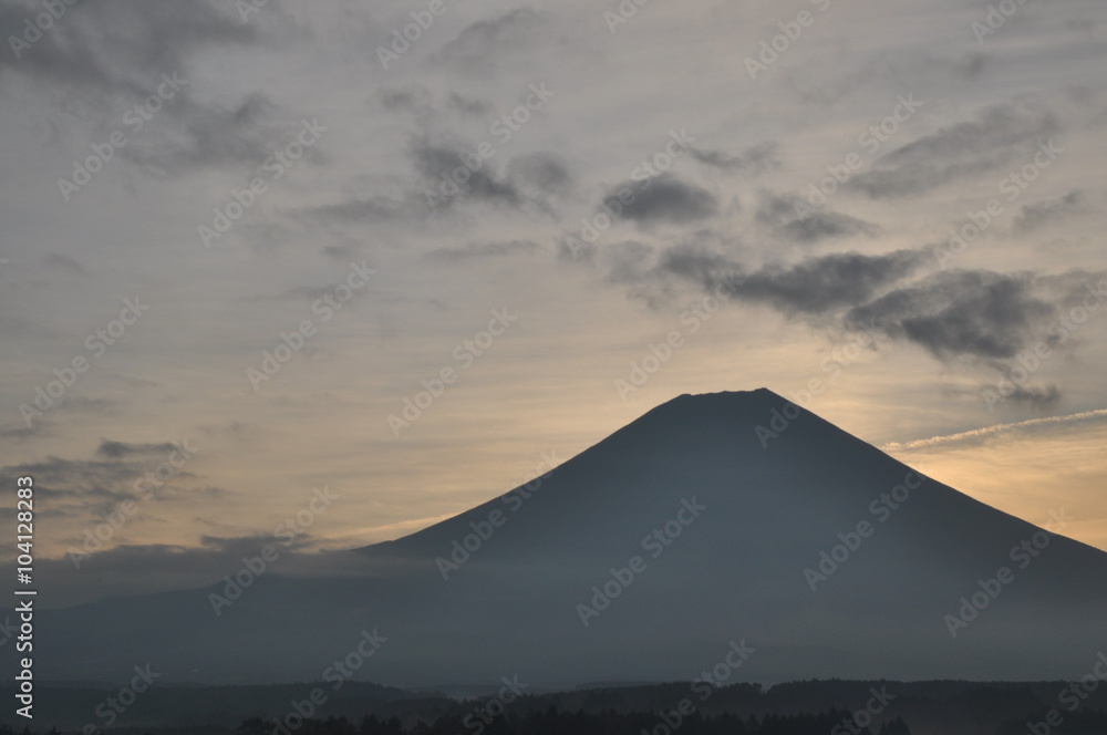 富士山　夜明け　空
