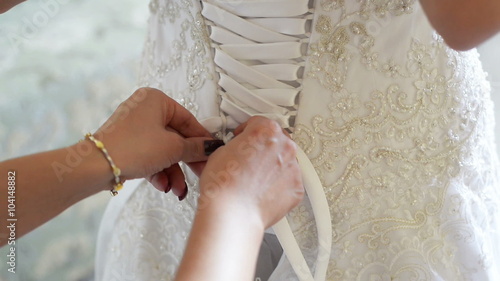 lace wedding dress