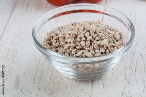 Raw pearl barley