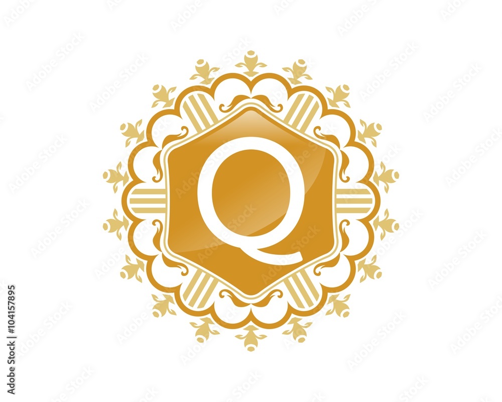 Naklejka premium Q Initial Elegance Logo