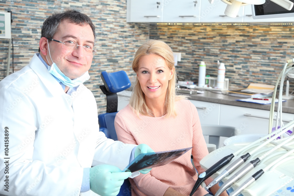 Obraz premium Visit at dentist