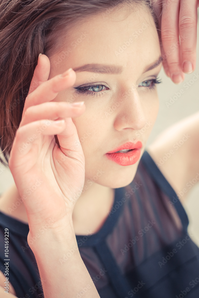 Fototapeta premium Vogue model in the black dress outdoor portrait