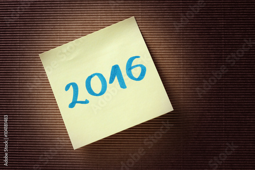 2016 text on yellow sticky note
