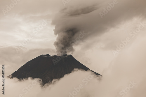Pyroclastic Powerful Explosion, Tungurahua Volcano