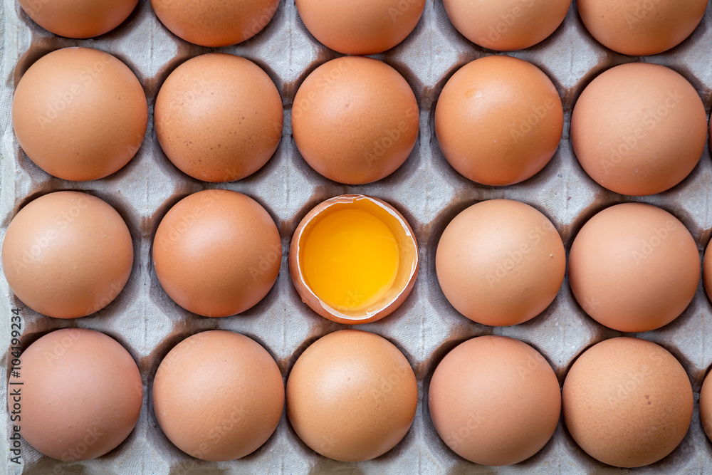 Eggs broken in the package Eggs broken in the package