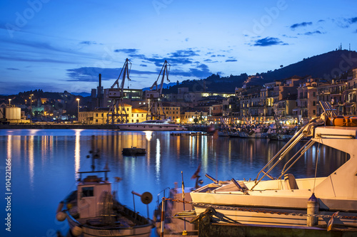 Tableau sur toile Hafen in Imperia / Italien