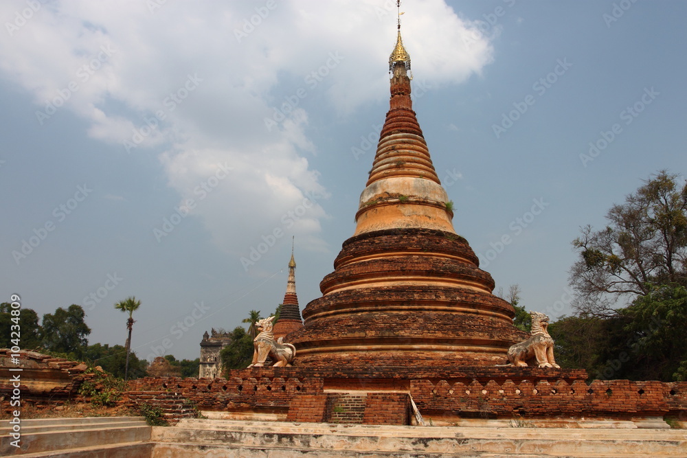 Fototapeta premium old Buddhist Temple ruins at Inwa near Mandalay. Myanmar
