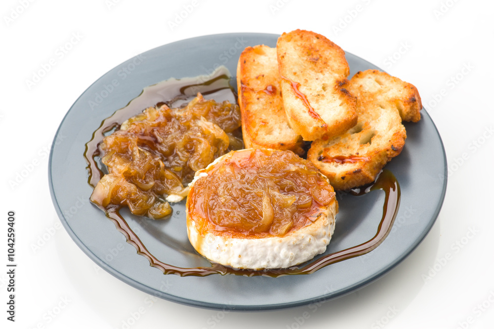 goat cheese with caramelized onions