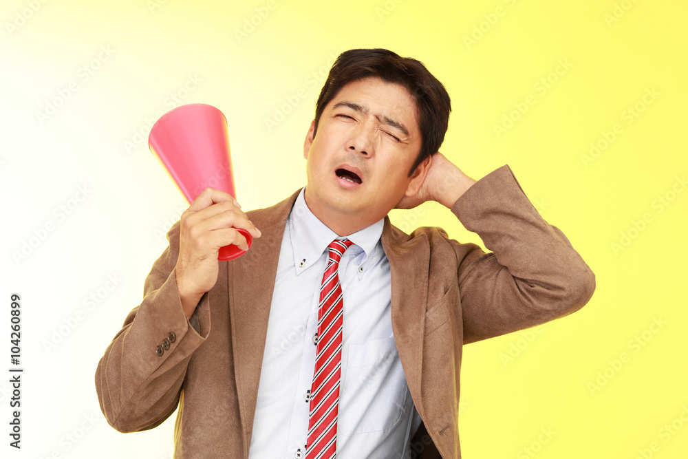 落胆する男性 落胆する男性