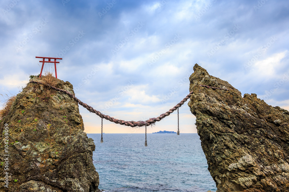 Obraz premium 夫婦岩＠長崎市野母崎