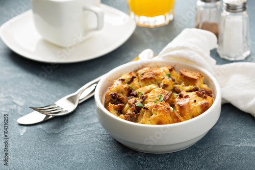 Tablou pe pânză Breakfast strata with cheese and sausage