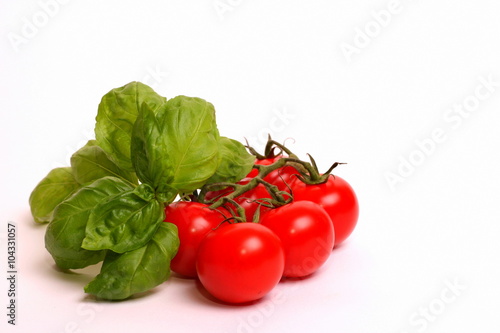 Tomate und Basilikum 
