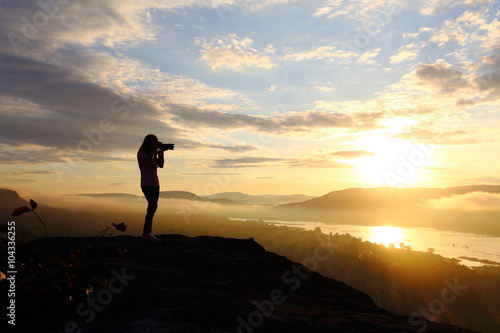 Photography woman with sunrise