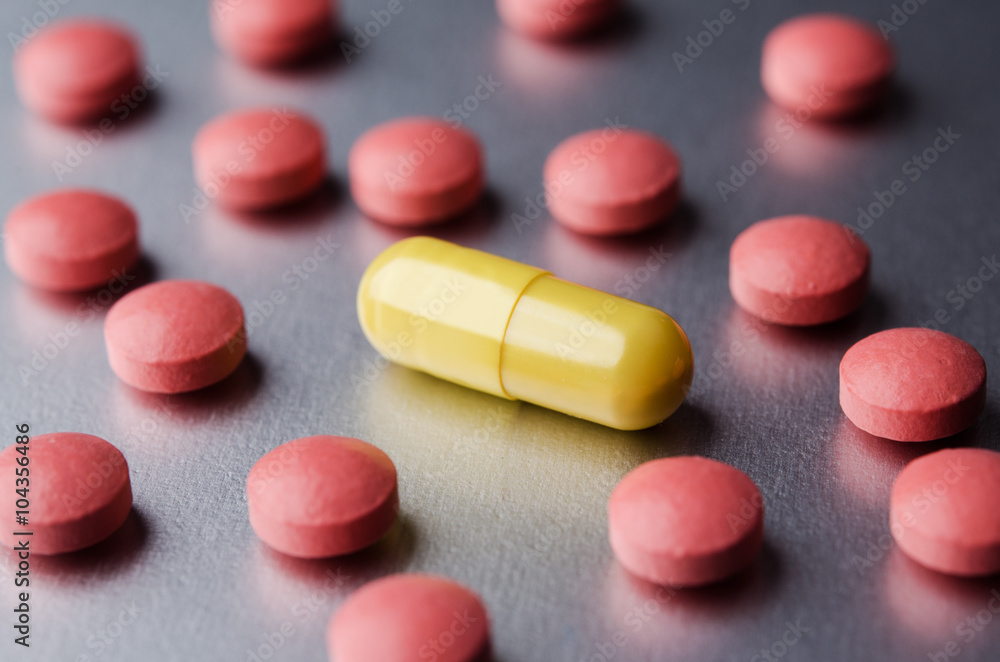 yellow capsule yellow capsule
