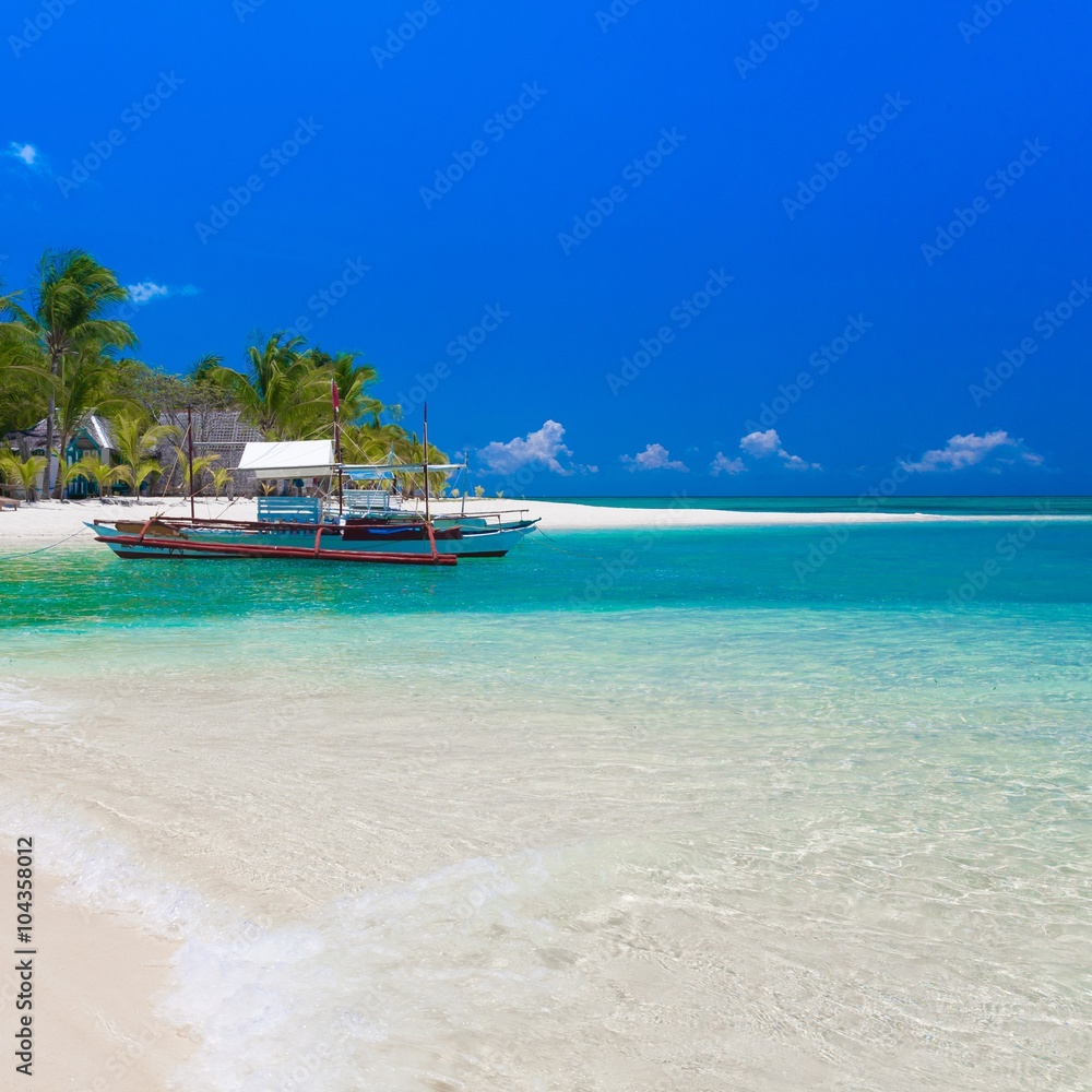 Fototapeta premium day tropical sea