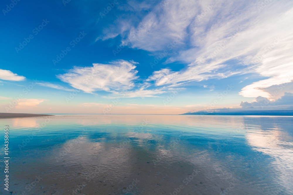 Obraz premium sunset tropical sea