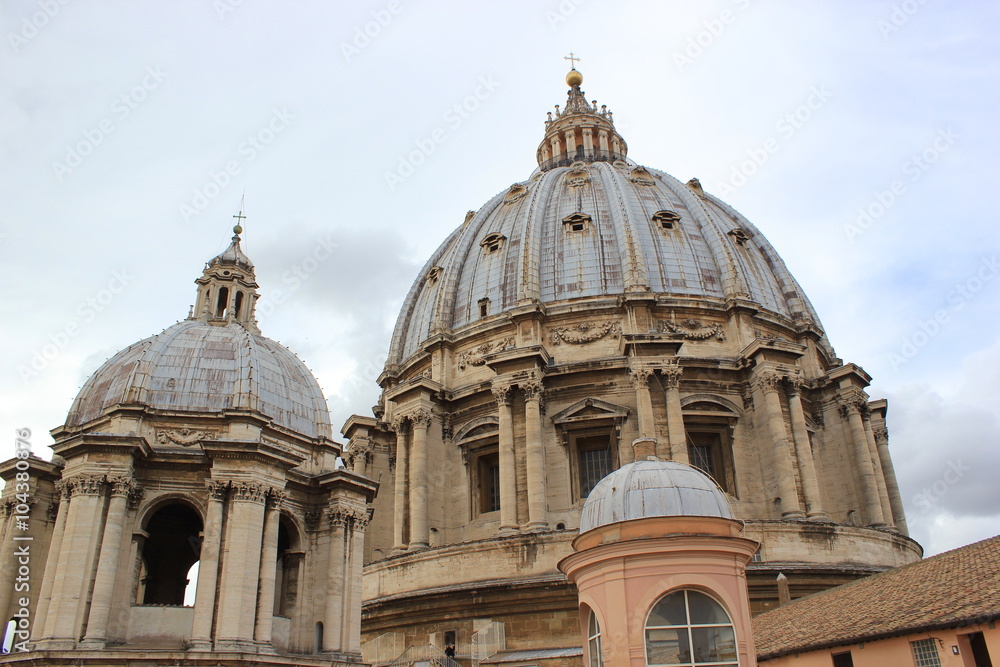 Vatikan: Kuppel des Petersdoms