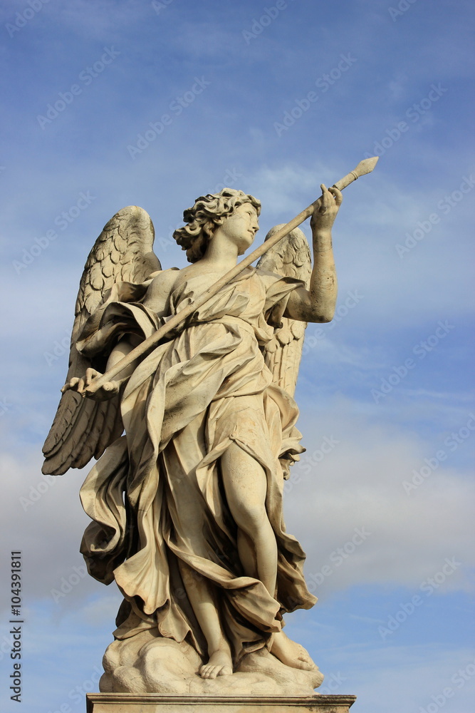 Der berühmte Engel mit der Lanze auf der Engelsbrücke in Rom