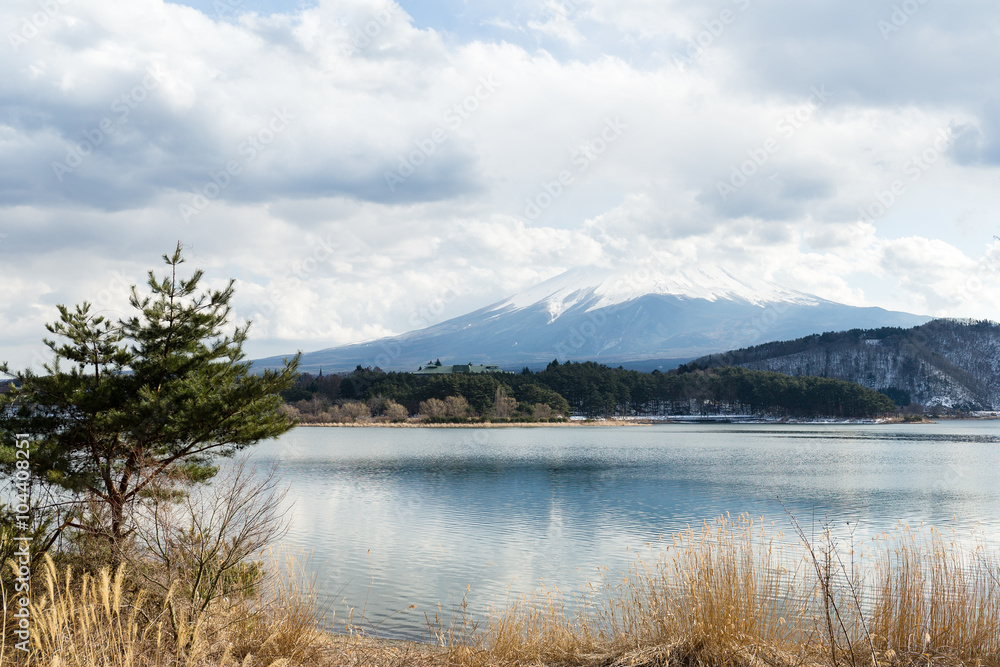 Lake kawaguchi with mt. Fuji