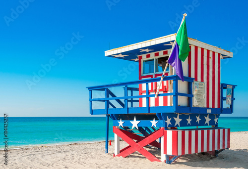 Lifeguard Tower in South Beach, Miami Beach, Florida © Alexander Demyanenko