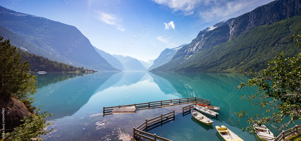 Obraz premium Lovatnet lake, Norway