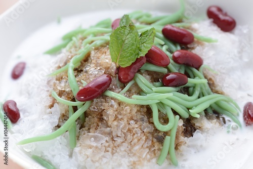 Closeup of cendol dessert with gula Melaka syrup