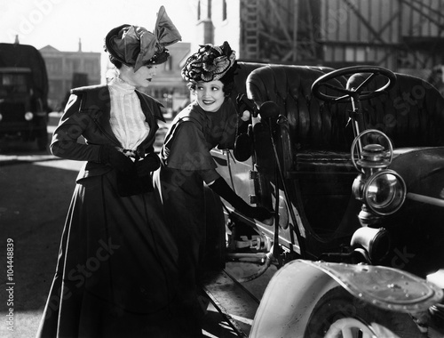 Obraz na plátně Two women with car