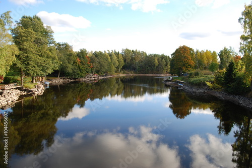 Friedlicher Fluss in Schweden