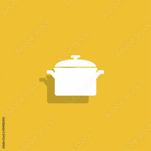Saucepan icon. Vector illustration.