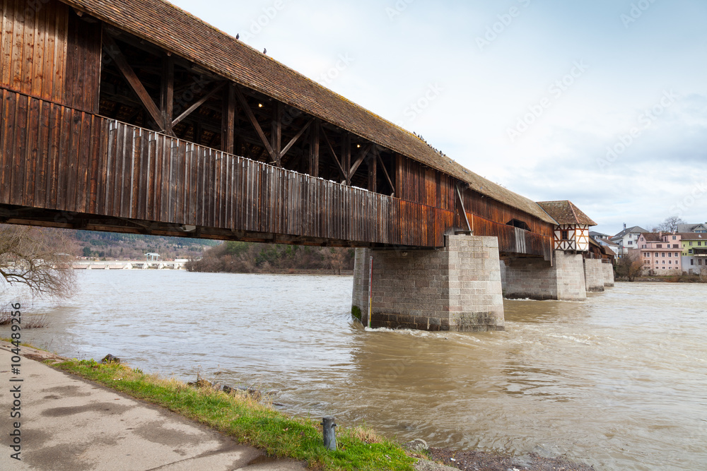 Gedeckte Holzbrücke über dem Rhein, Bad Säckingen Gedeckte Holzbrücke über dem Rhein, Bad Säckingen