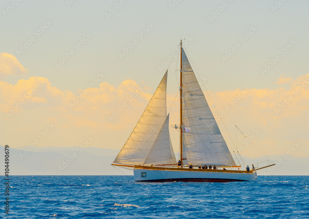 Fototapeta premium sailing in Spetses island in Greece