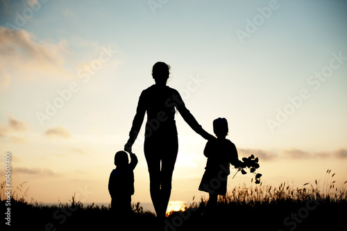 mother  children  family  sea  sunset  flowers  spring    silhouette   beautiful  women