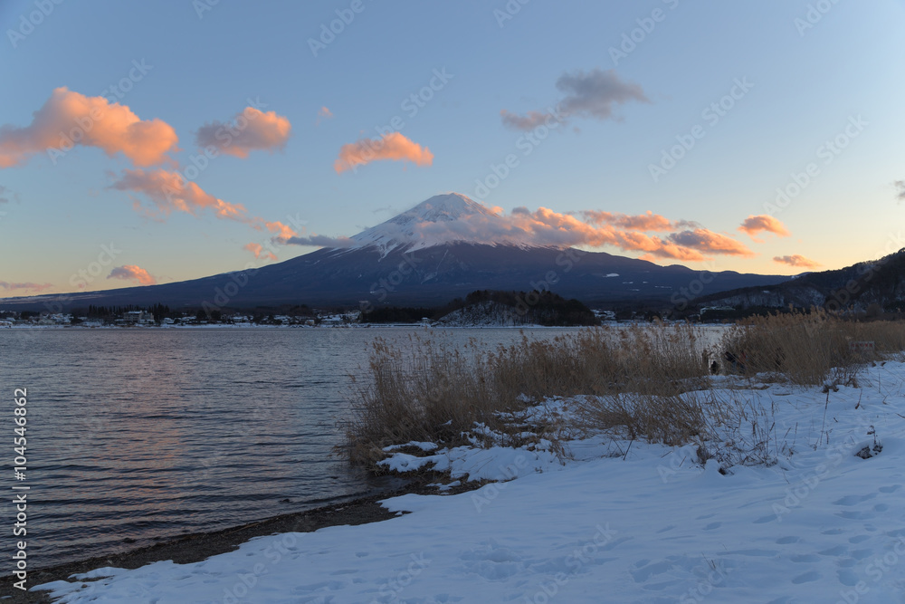 Fototapeta premium Mt.Fuji in winter, Japan