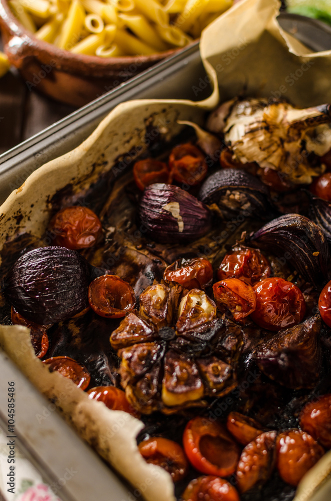 Fototapeta premium Vegetarian baked vegetables