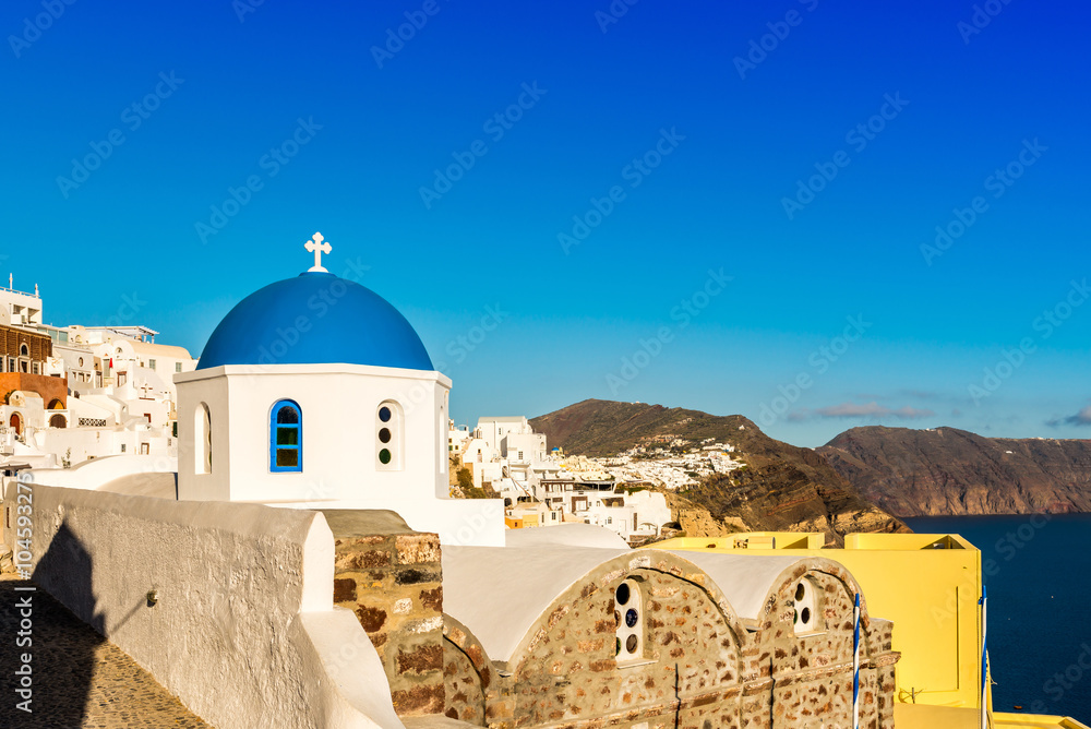 Oia à Santorin dans les Cyclades en Grèce