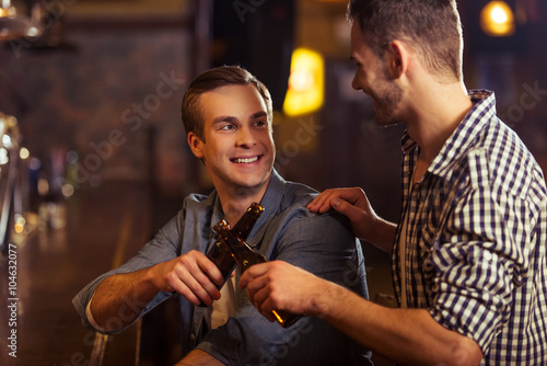 Men in pub