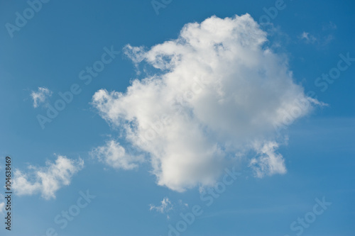 Wallpaper Mural One large white cloud in blue sky Torontodigital.ca