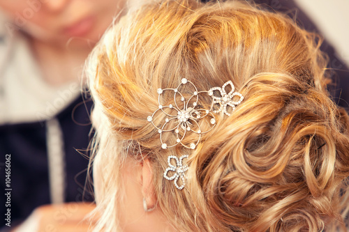 jeweler hairpin in the girl's hair