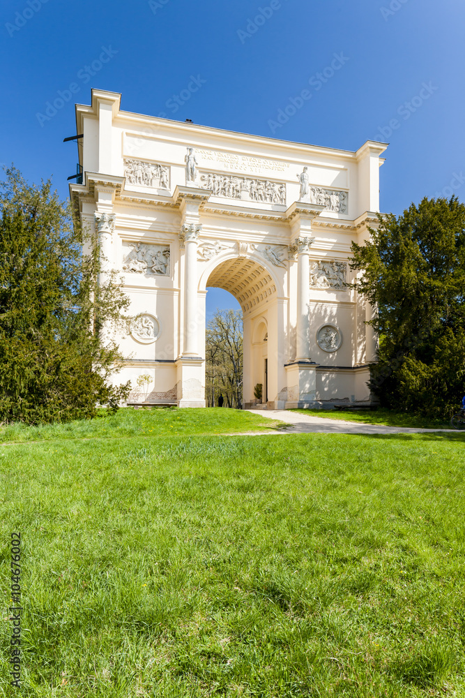 Fototapeta premium Hunting lodge Rendezvous - Temple of Diana, Czech Republic